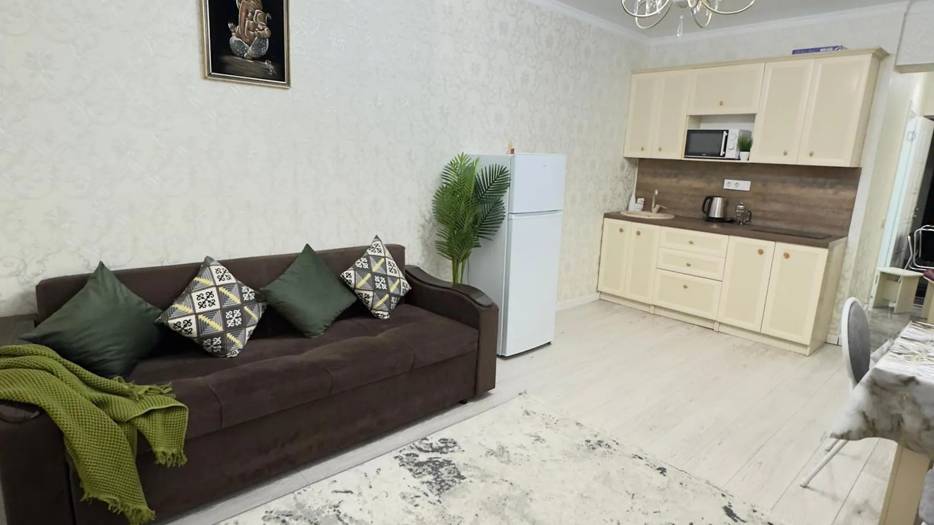 Ferienwohnung Urban Oasis 216 Almaty Apartment